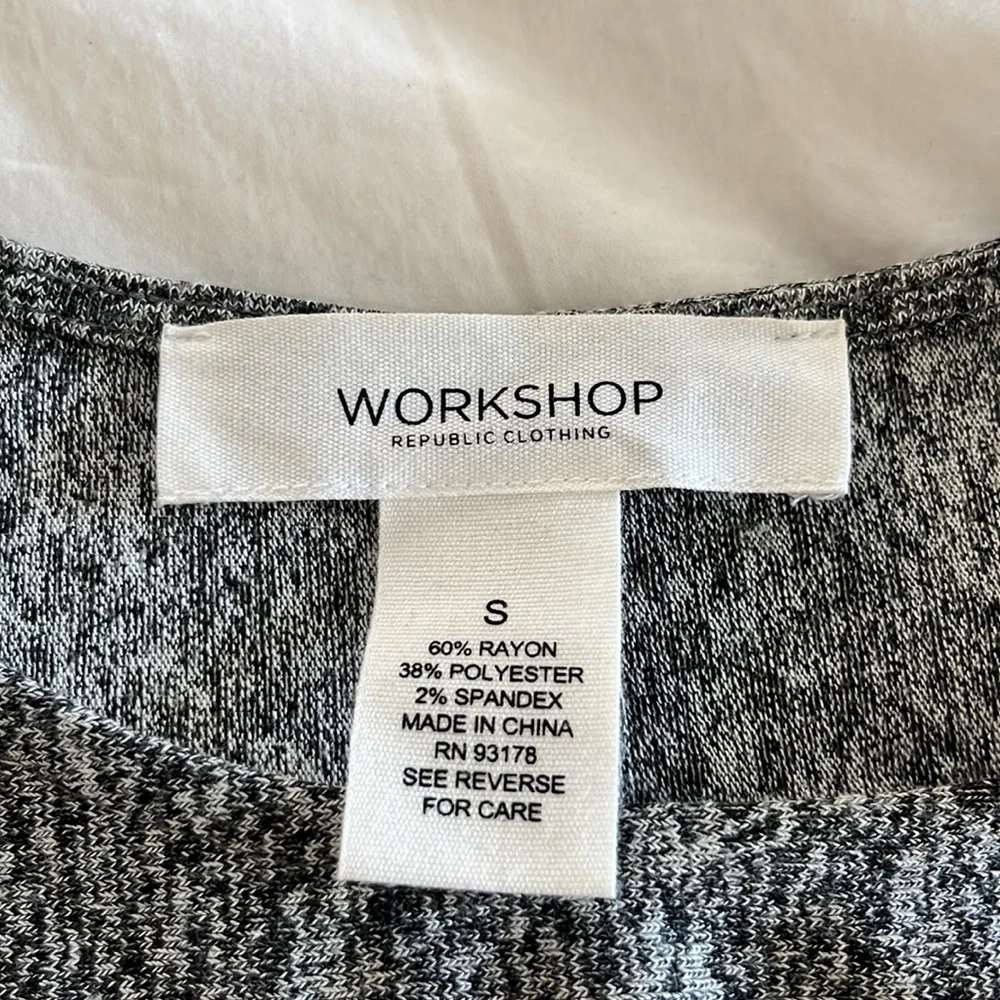 Gray Blouse - Picture 3 of 5